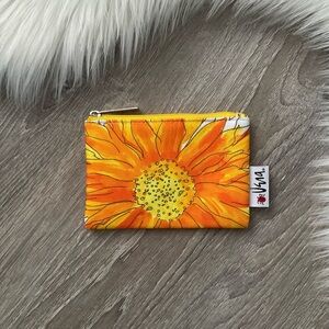 🌻CLINIQUE by Vera Neumann Sunflower Cosmetic Bag With Lady Bug Interior